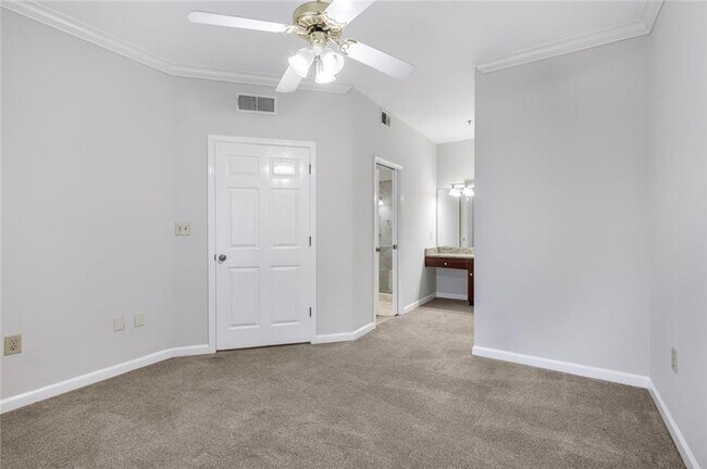 Building Photo - 2161 Peachtree Rd