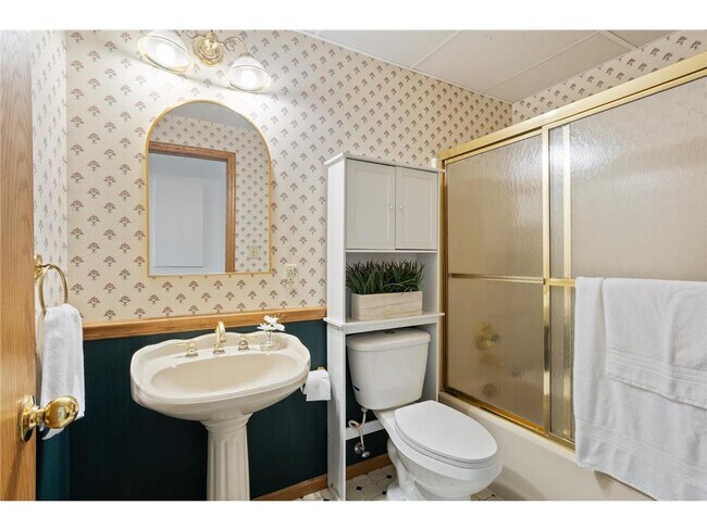 Building Photo - 18525 County Rd 24