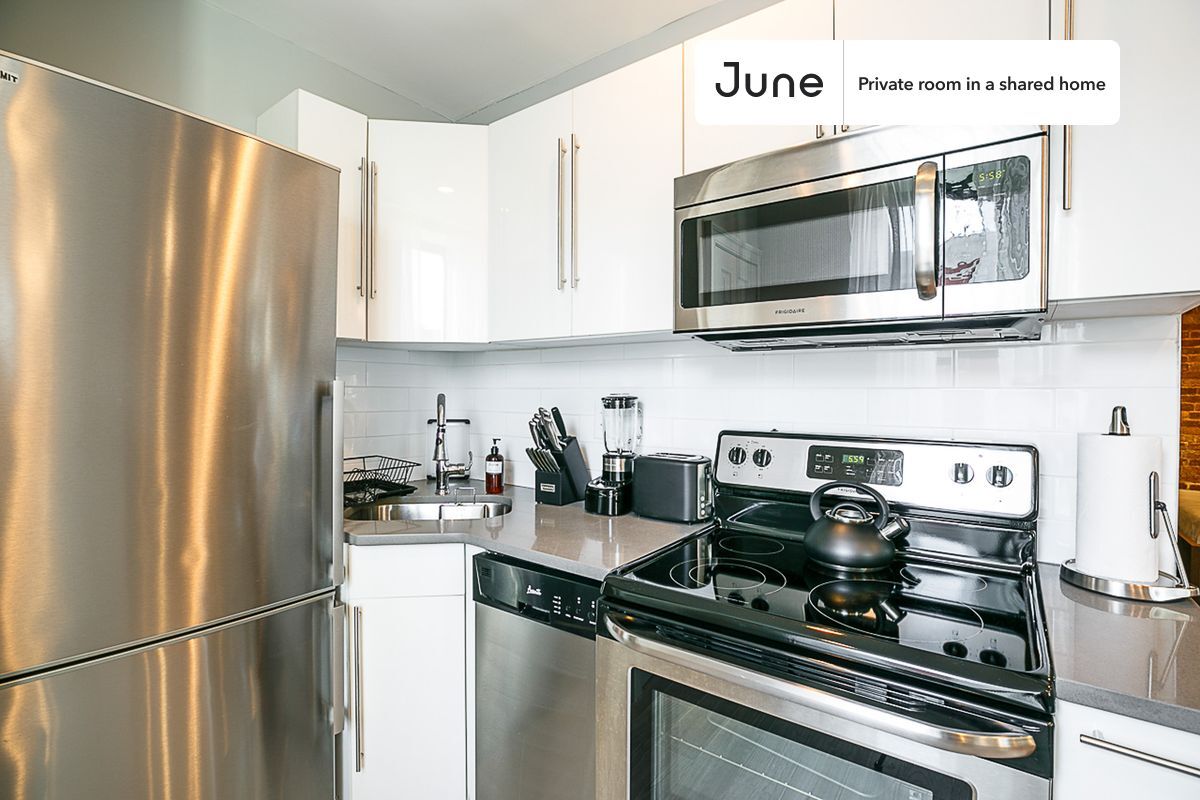 Building Photo - Room in Shared 3 bed/2 bath home in Upper West Side