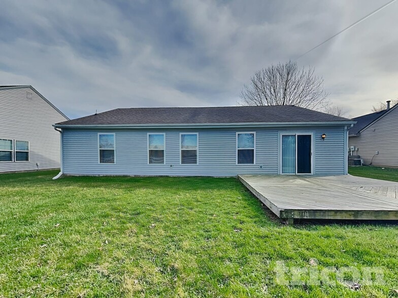 Building Photo - 1082 Sunmeadow Cir