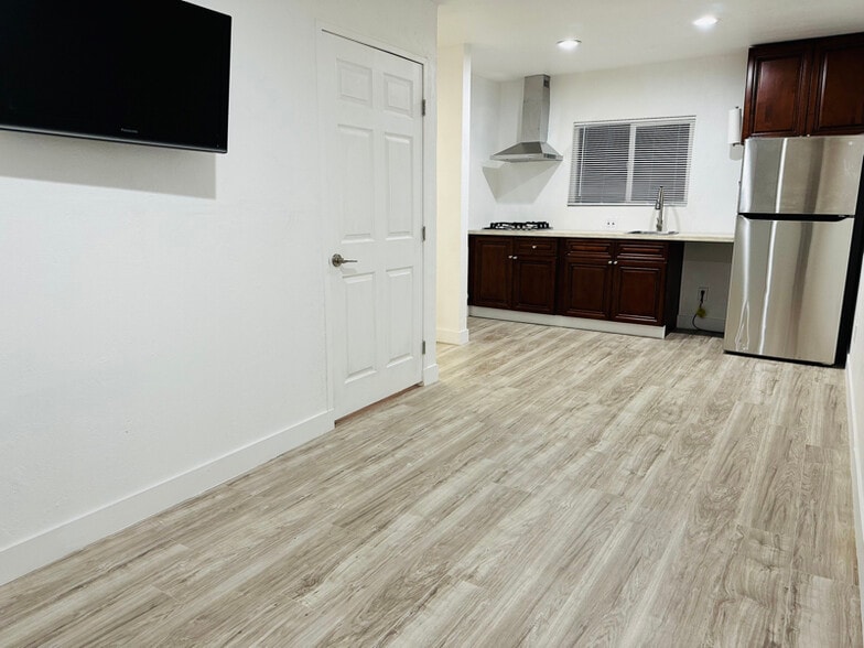 Building Photo - 2707 Cridge St