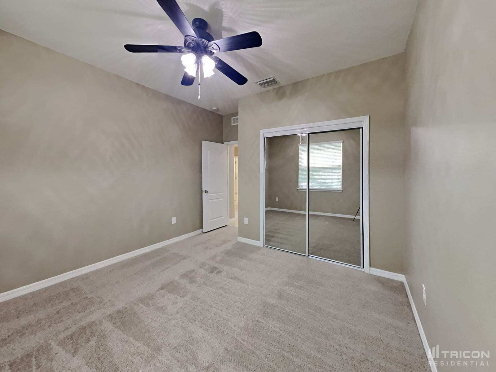 Building Photo - 11417 Warren Oaks Pl
