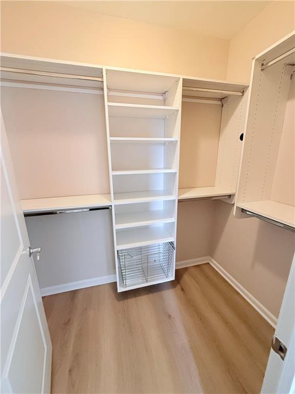 Building Photo - 3040 Peachtree Rd NW