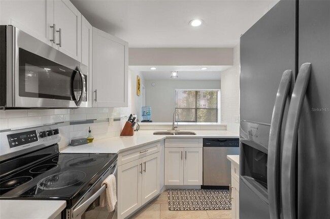 Building Photo - 14733 Norwood Oaks Dr