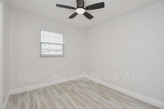 Building Photo - 4208 Ridge Rd