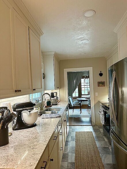 Building Photo - 4533 Perry Way