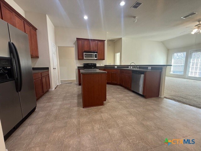 Building Photo - 2001 Hearthstone Dr