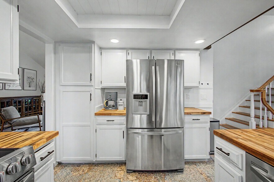 Building Photo - 7554 S Cook Way