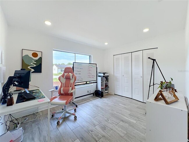 Building Photo - 5501 Memorial Dr