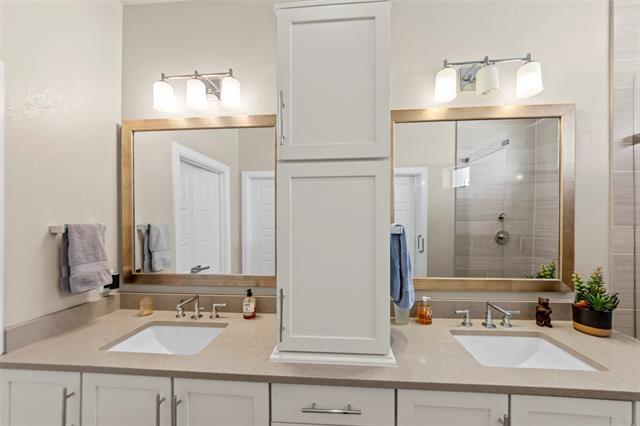 Building Photo - 762 Lacey Oaks Pl