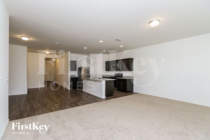 Building Photo - 357 W White Sands Dr