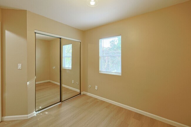 Building Photo - 5461-65 Imperial Ave