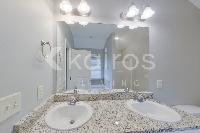 Building Photo - 139 Hideaway Ln