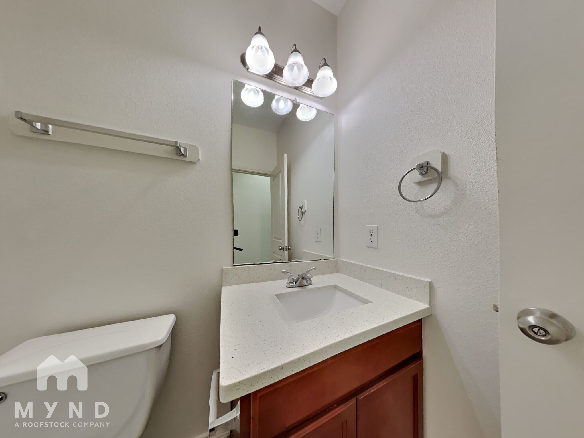 Building Photo - 1746 Cloister Dr