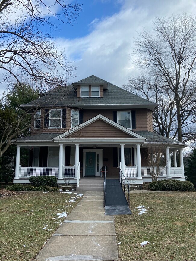 4611 Roland Ave 4611 Roland Ave Baltimore MD 21210 Apartment Finder