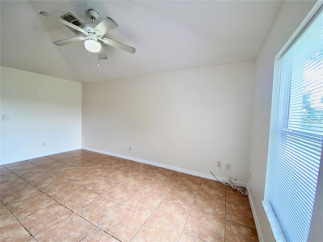 Building Photo - 8638 Garden Way Rd