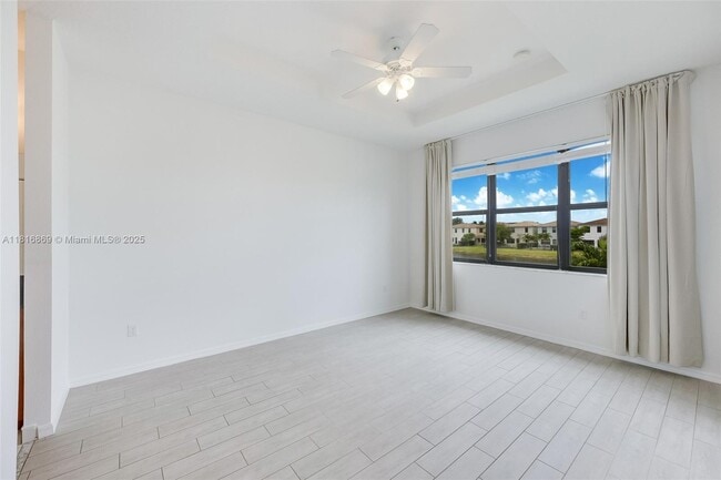 Building Photo - 704 NE 193rd St