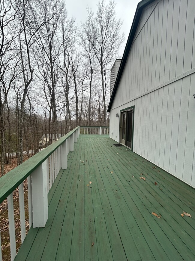 Building Photo - 140 Havenridge Cir