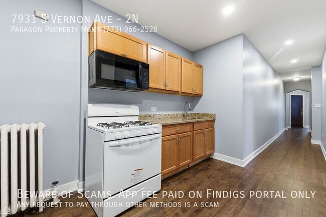 Building Photo - 7931 S Vernon Ave