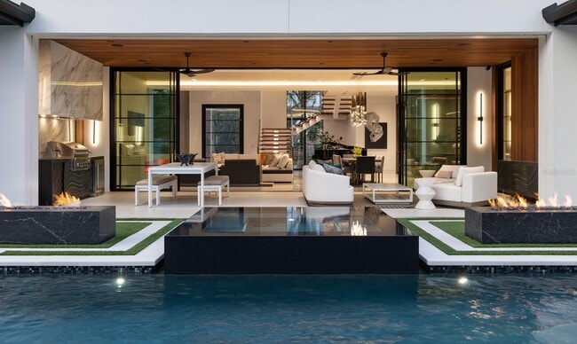 Building Photo - 1221 Richmond Rd