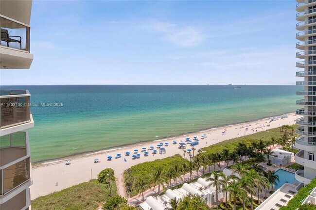 Building Photo - 6423 Collins Ave