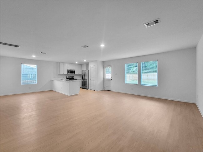 Building Photo - 31327 Black Cherry St