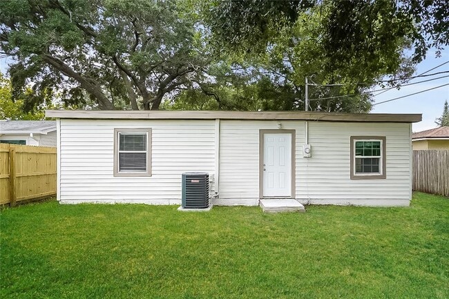 Building Photo - 4423 73rd St N