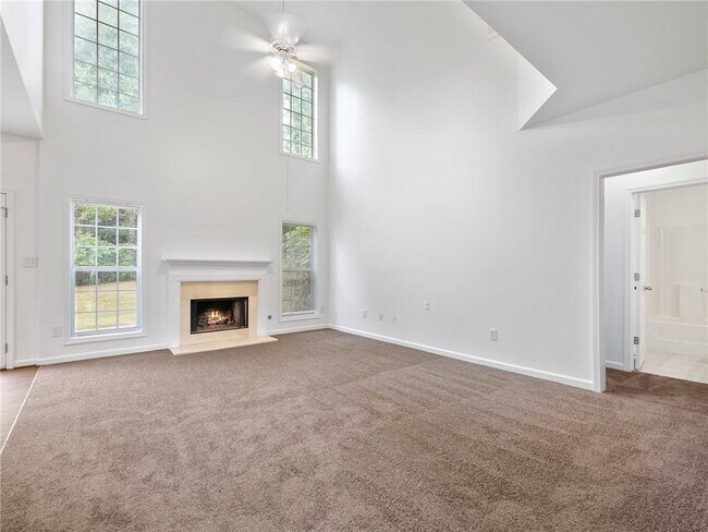 Building Photo - 3926 Walnut Grove Way