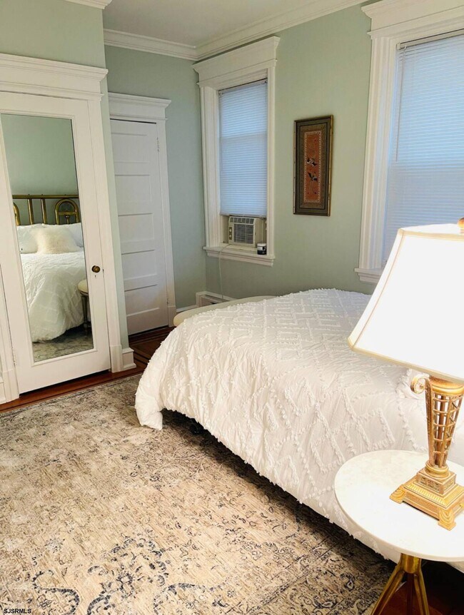 Building Photo - 1 S Bartram Ave