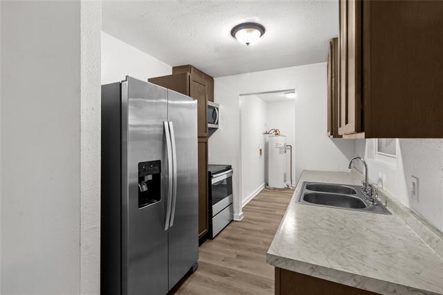 Building Photo - 6301 Sydney Dr