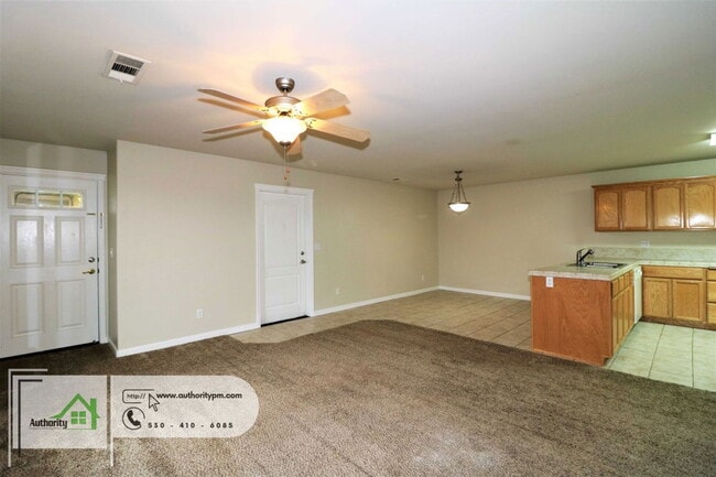 Building Photo - 22371 Rio Alto Dr