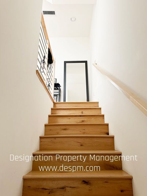 Building Photo - 1431 1/2 Waterloo St.
