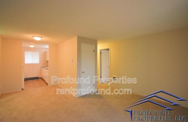 Building Photo - 12185 SW Gingham Ln