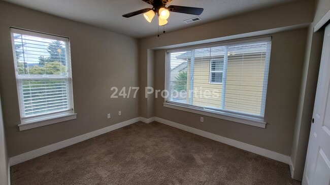 Building Photo - Modern 3 BD | 2.5 BA Craftsman Style Home ...