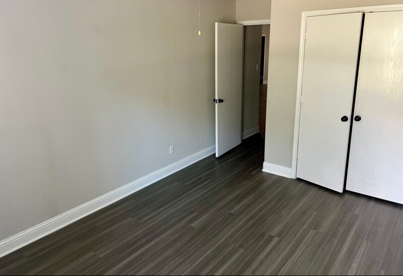 Building Photo - 5821 Humbert Ave