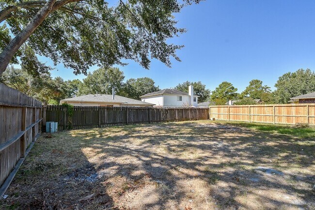 Building Photo - 7818 Summer Pl Dr