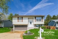 Building Photo - 1816 Hilltop Village Ln