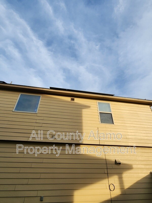 Building Photo - 3714 Seco Tierra