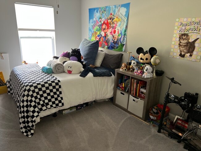 Building Photo - 2046 Mountain Ash Ln