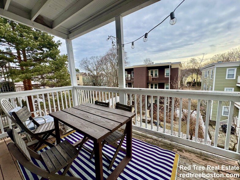 Building Photo - 12 St Peter St