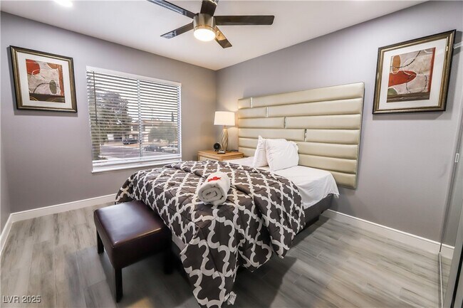 Building Photo - 5301 Opuntia St