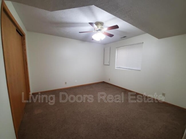 Building Photo - 6441 Whitewater Ln