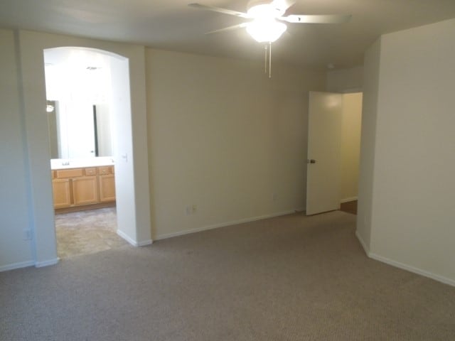 Building Photo - 15834 W Mohave St