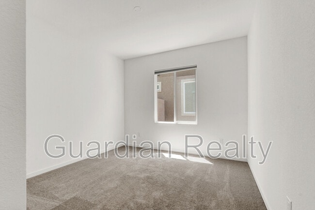 Building Photo - 5269 Diesel Rd