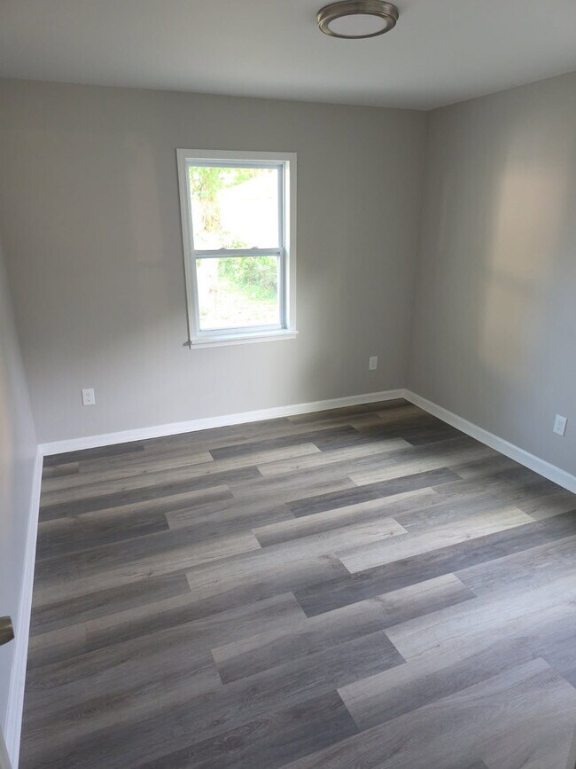 Building Photo - 5510 Halstead Ave