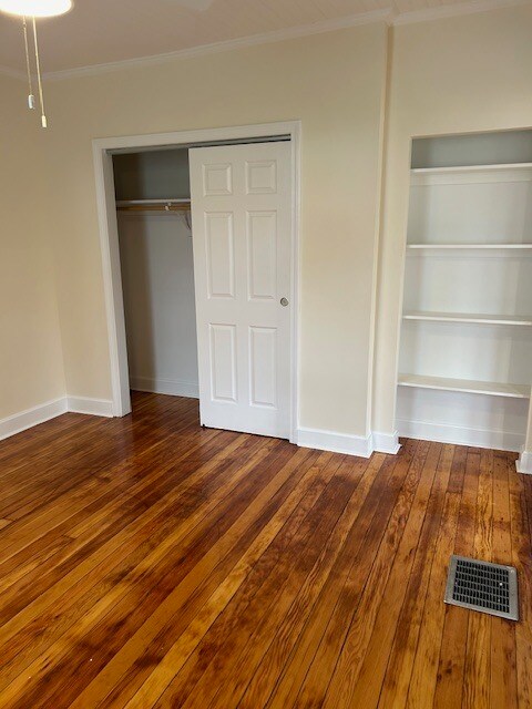 Building Photo - 409 Adams St