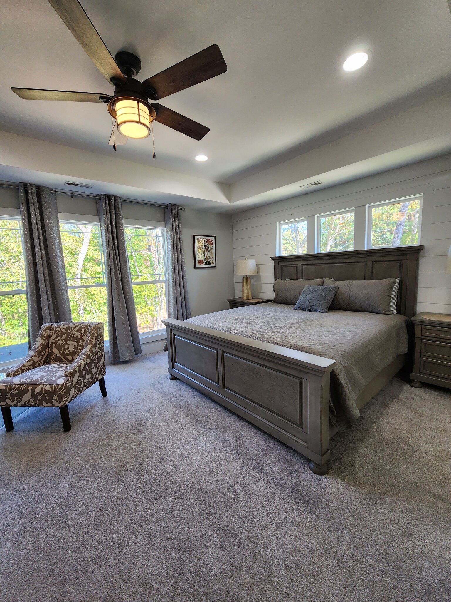 Master with king bed, attached bathroom and walk-in closet - 463 Lake Wylie Rd