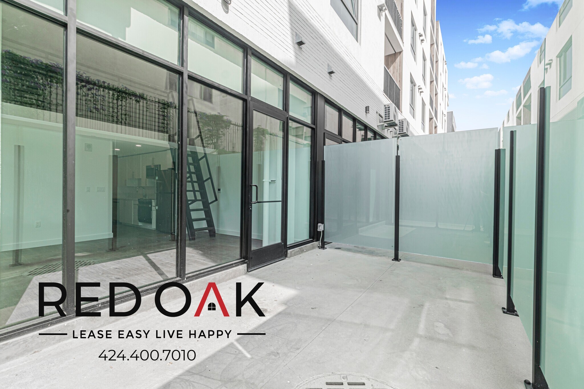 Building Photo - 1860 N Western Ave