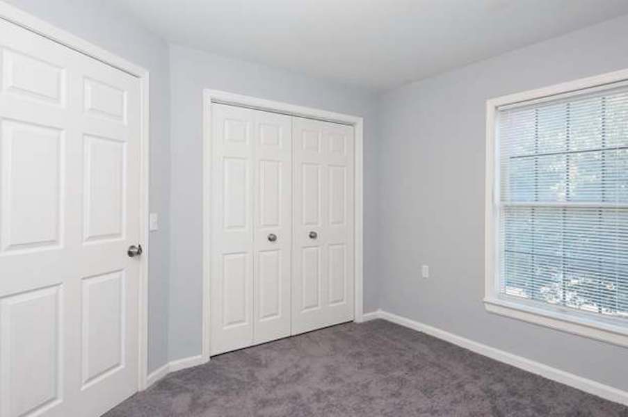 Building Photo - 1220 N 42nd St