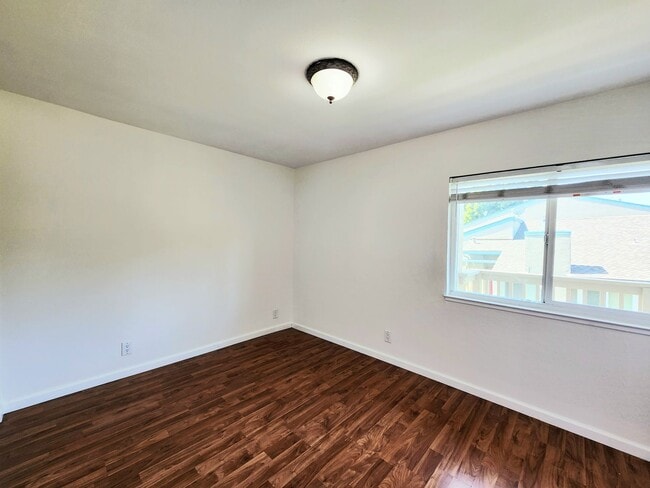 Building Photo - Spacious 4 bedroom in Foster City